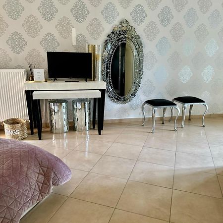 Bed and Breakfast Casagreek Комотини Экстерьер фото
