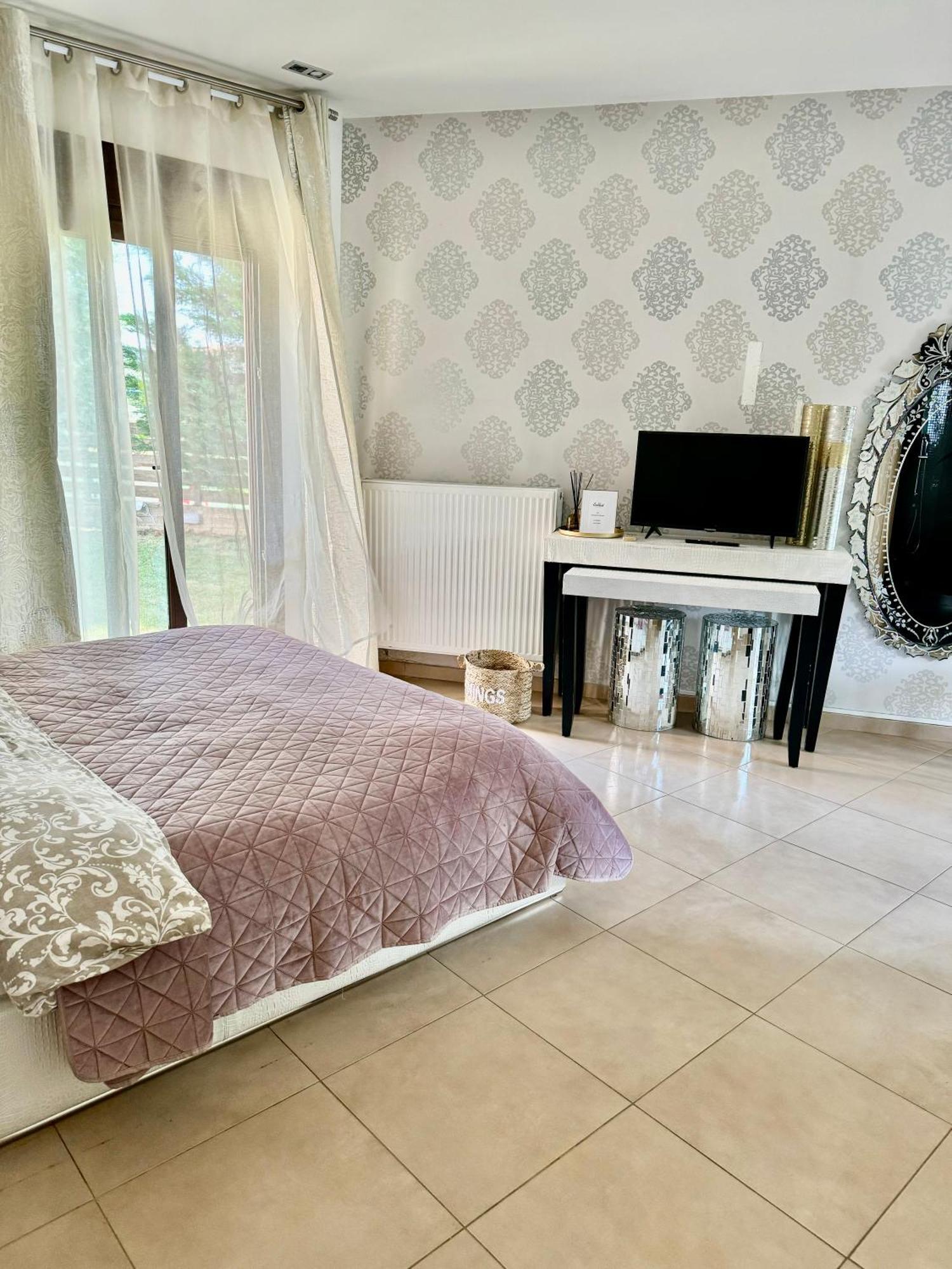 Bed and Breakfast Casagreek Комотини Экстерьер фото